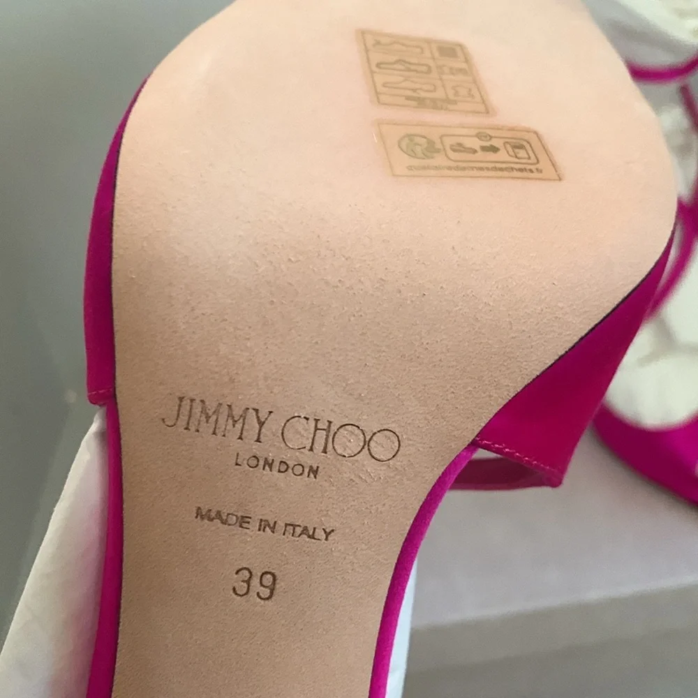 Jimmy Choo daring distinct